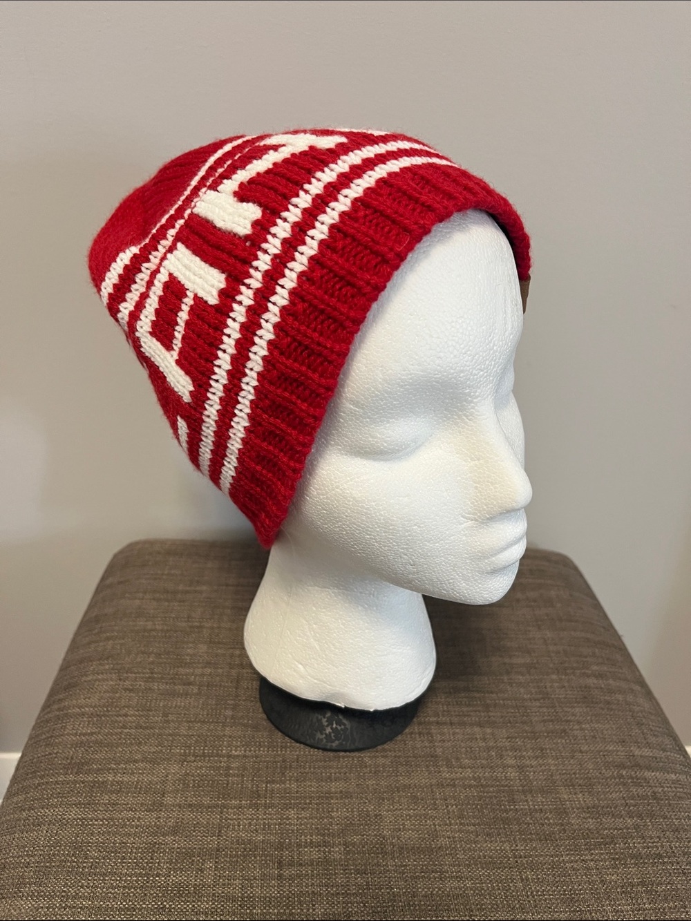 Wind River ‚Canada’ Knit Beanie